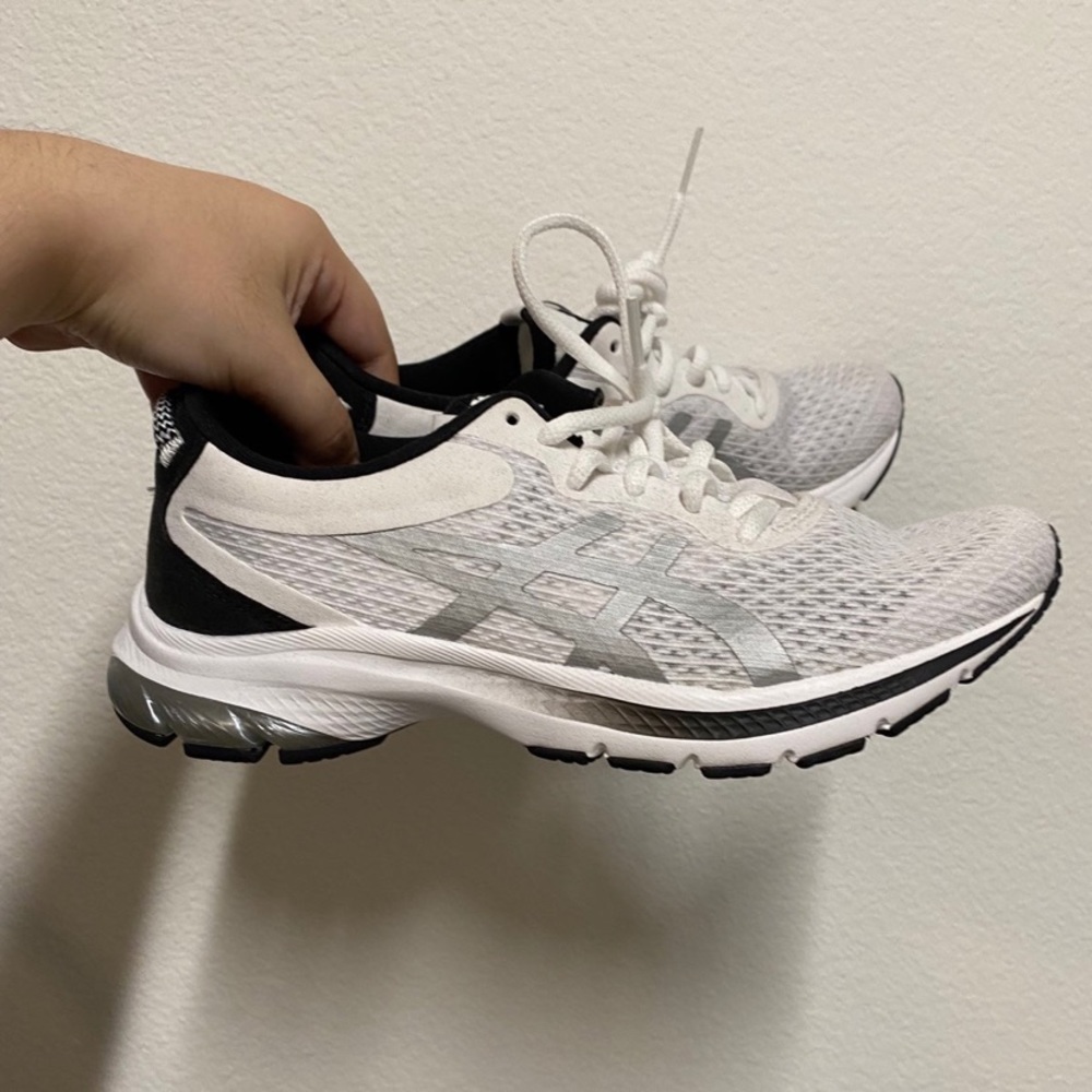 Women ASICS